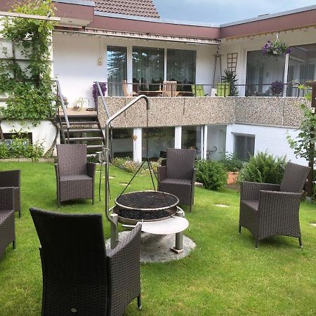 Ferienwohnung Apartment Dettum Mit Eigenem Bad, Kochnische Und Wintergarten ภายนอก รูปภาพ
