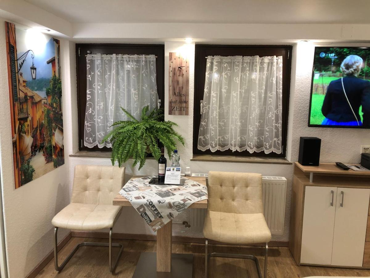 Ferienwohnung Apartment Dettum Mit Eigenem Bad, Kochnische Und Wintergarten ภายนอก รูปภาพ