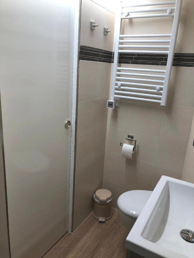 Ferienwohnung Apartment Dettum Mit Eigenem Bad, Kochnische Und Wintergarten ภายนอก รูปภาพ